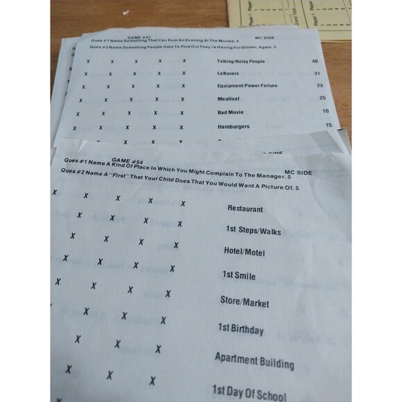 Family Feud new 6th edition Vintage Board Game - Picture 2 of 7